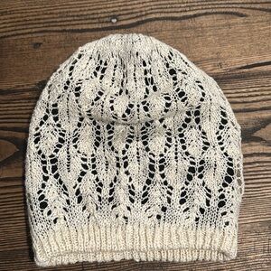 Knitted beanie